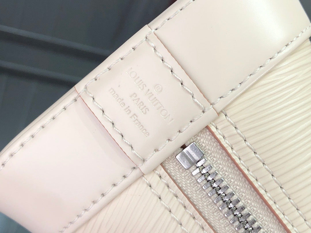 Louis Vuitton Alma Bb 23Cm