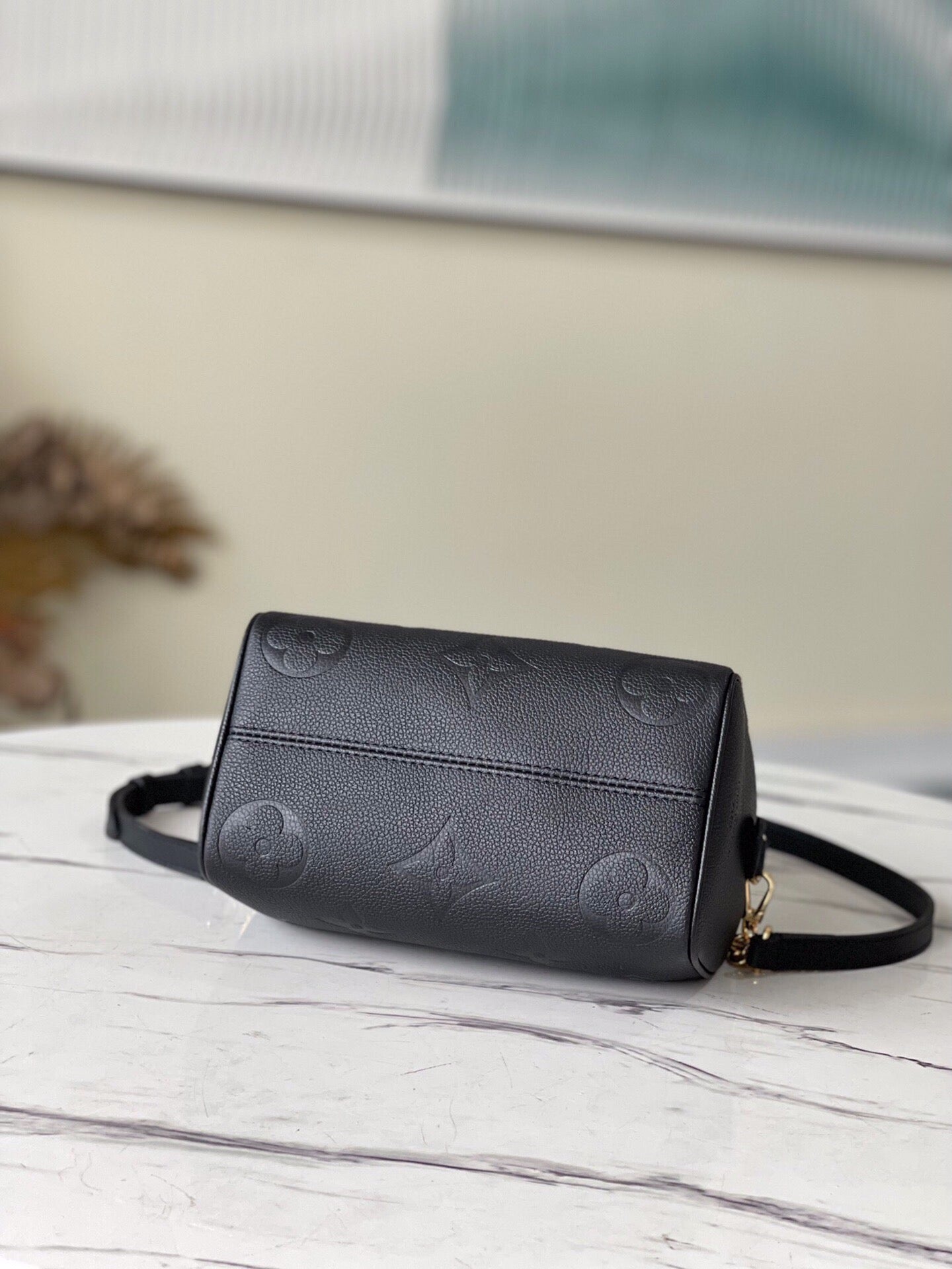 Louis VuittonSpeedy Bandouliere Bag Monogram Empreinte Giant 20 Black 20cm M58953