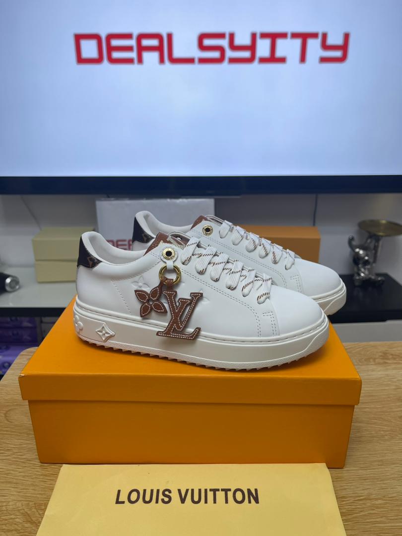 Louis Vuitton Time Out Sneaker 1Aadmt