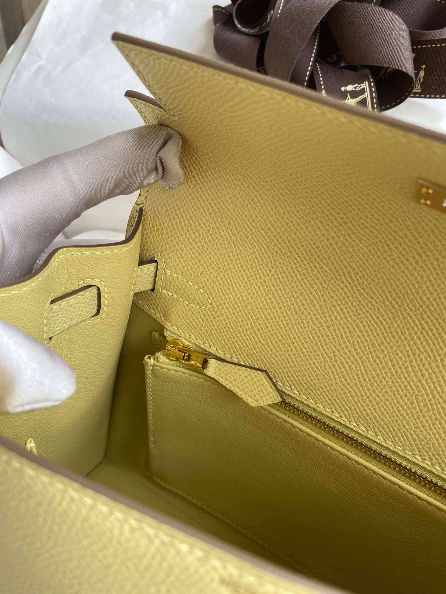 Hermes Kelly 25 Bag In Pastel Yellow Epsom Leather For Women 25cm/10in