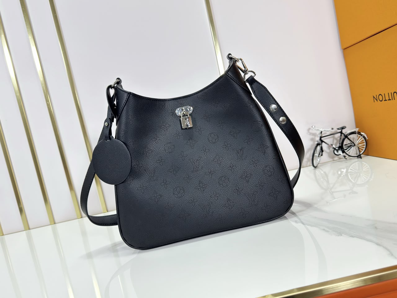 Louis Vuitton All Around PM Black 25cm M28306