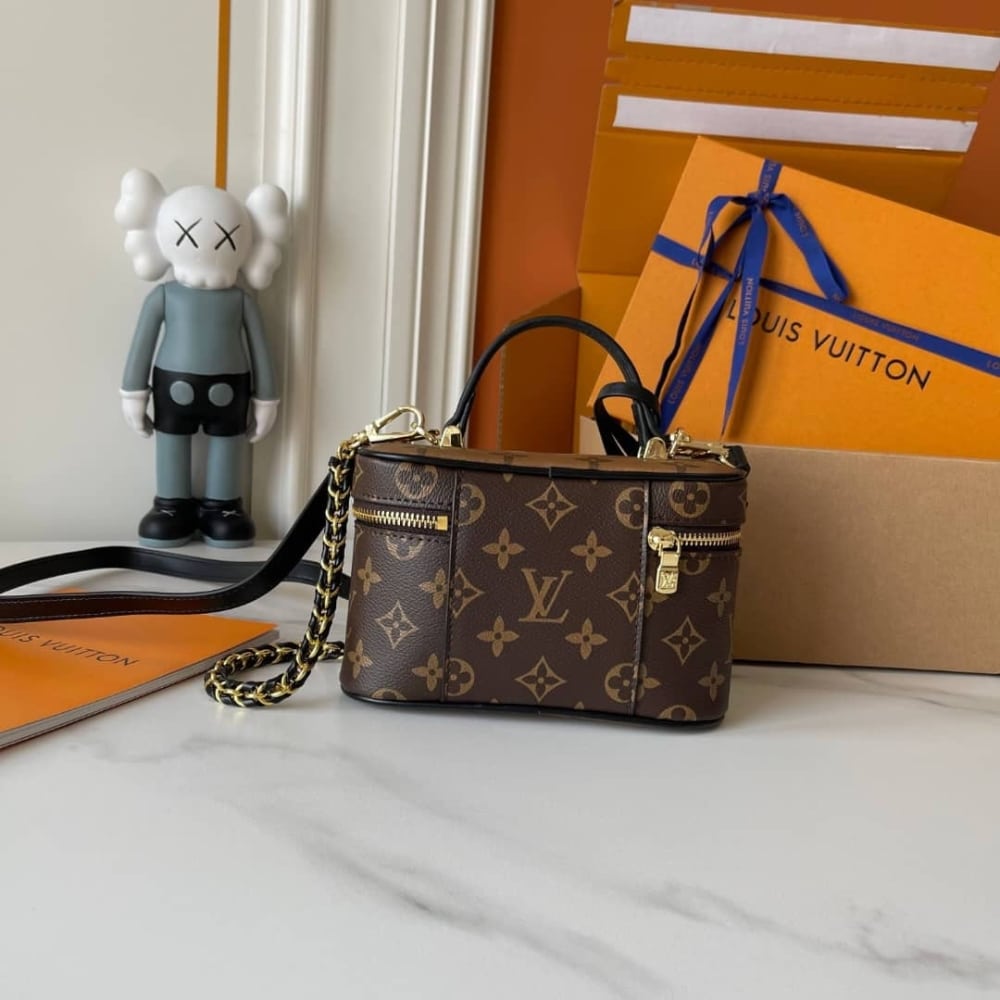 Louis Vuitton Vanity Chain Pouch Monogram Reverse Canvas Brown 19Cm M47125