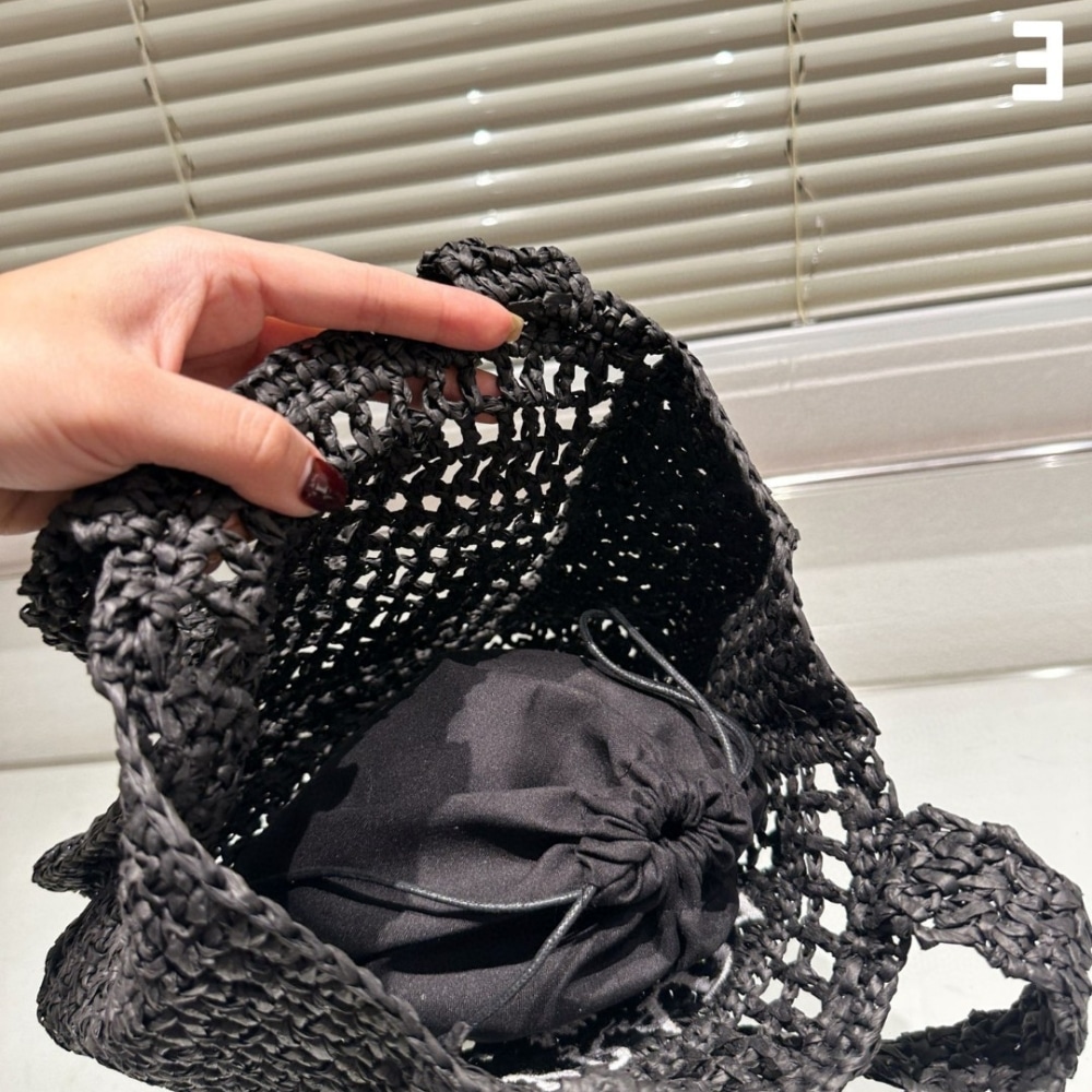 Prada Small Raffia Tote Black 22cm 1Bg444