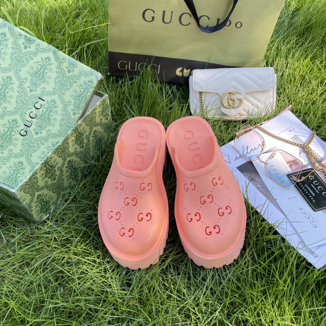 Gucci Men’S Slip On Sandal Pink Gg Rubber