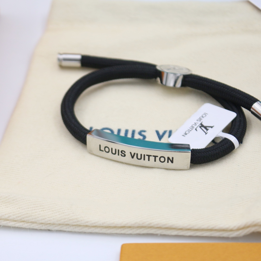 Louis Vuitton alloy LOGO bracelet