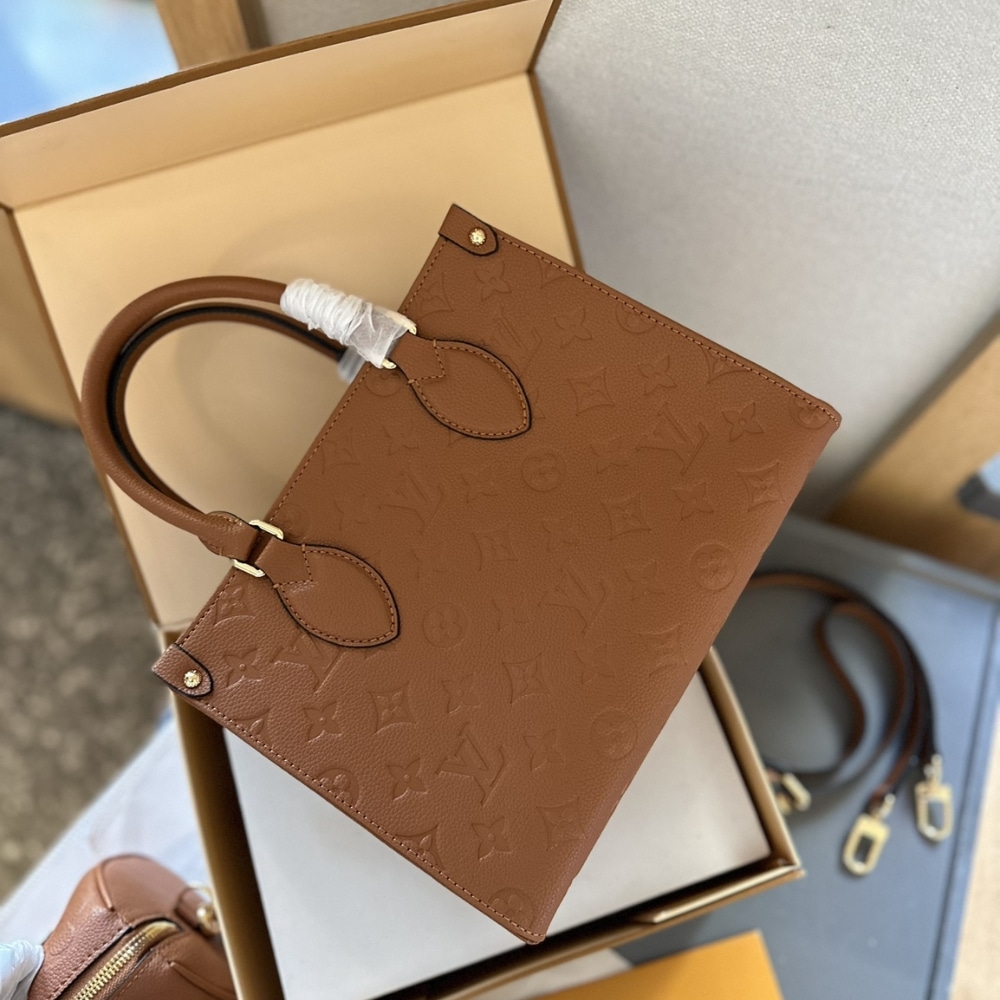 Louis Vuitton Onthego MM Monogram Empreinte Cognac 35Cm M12775