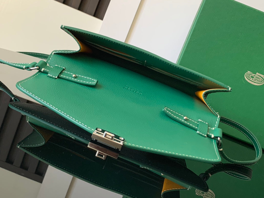 Goyard Chypre Wallet-Pouch 21 Cm Green Goyardine Canvas And Calfskin