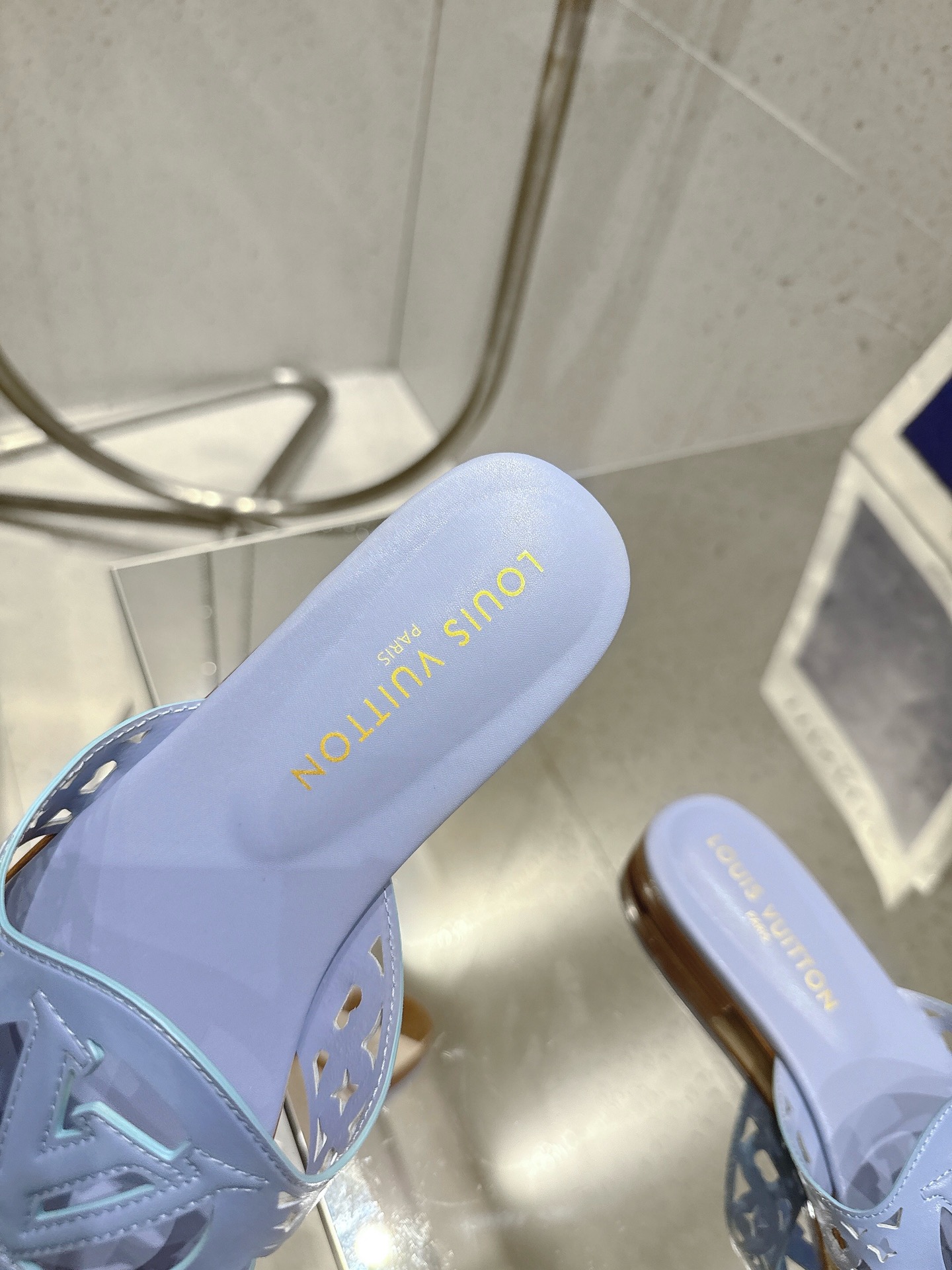 Louis Vuitton LV Isola Flat Mule Blue 1AGYQ6