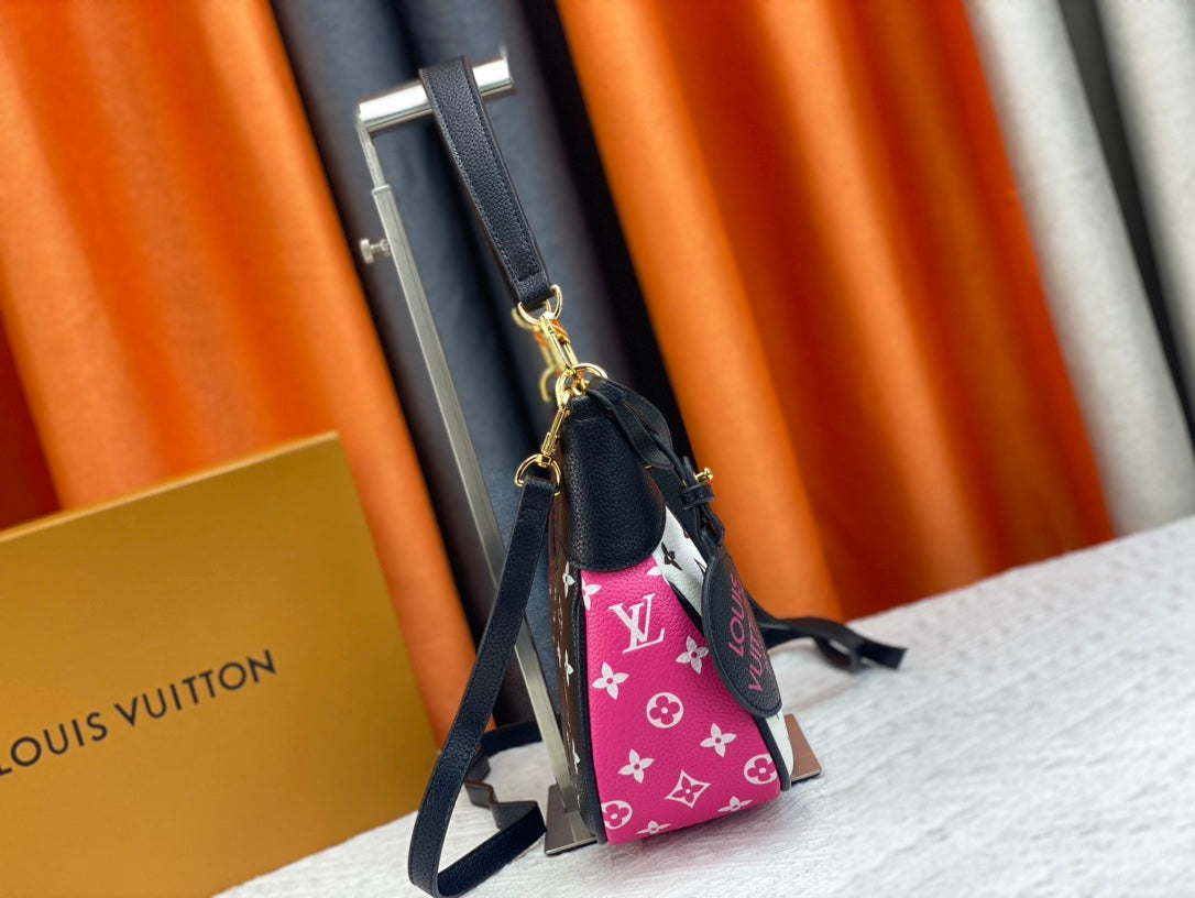 Louis Vuitton Bagatelle 22Cm White