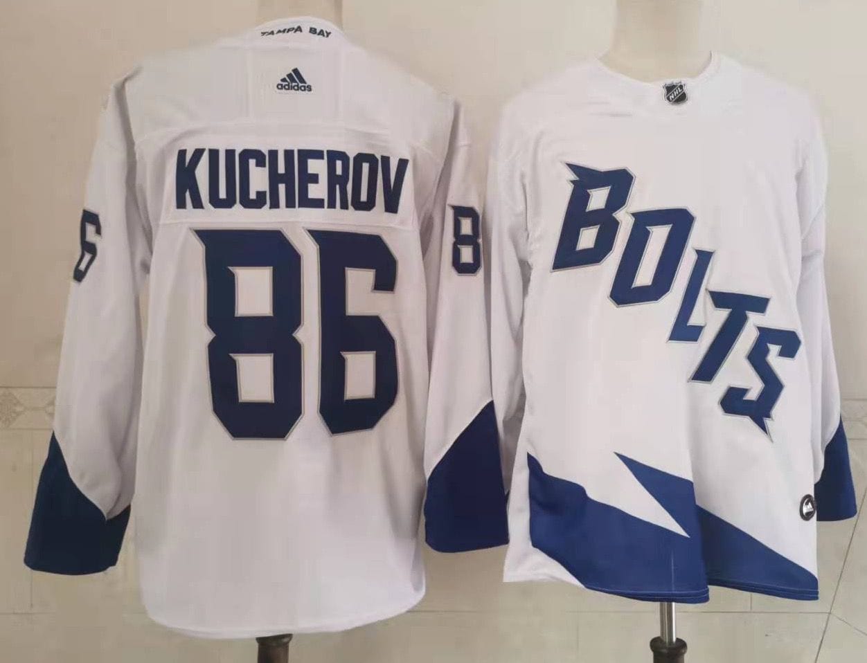 NHL  Tampa Bay Lightning KUCHEROV # 86 Jersey