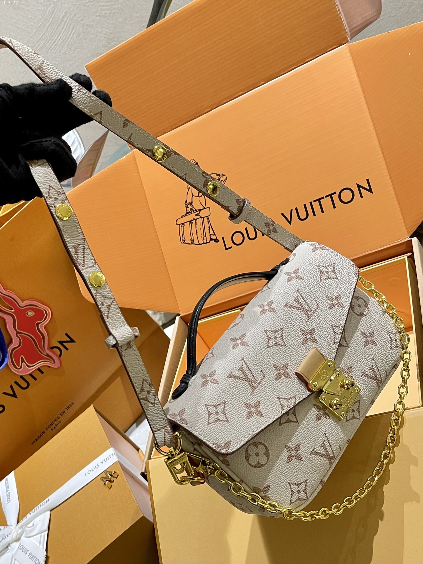 Louis Vuitton Pochette M Tis East West Monogram Canvas 21Cm M46914