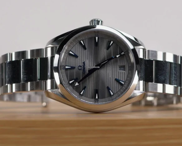 OMEGA Seamaster Aqua Terra 41mm Grey Dial Stainless Steel Bracelet 220.10.41.21.06.001