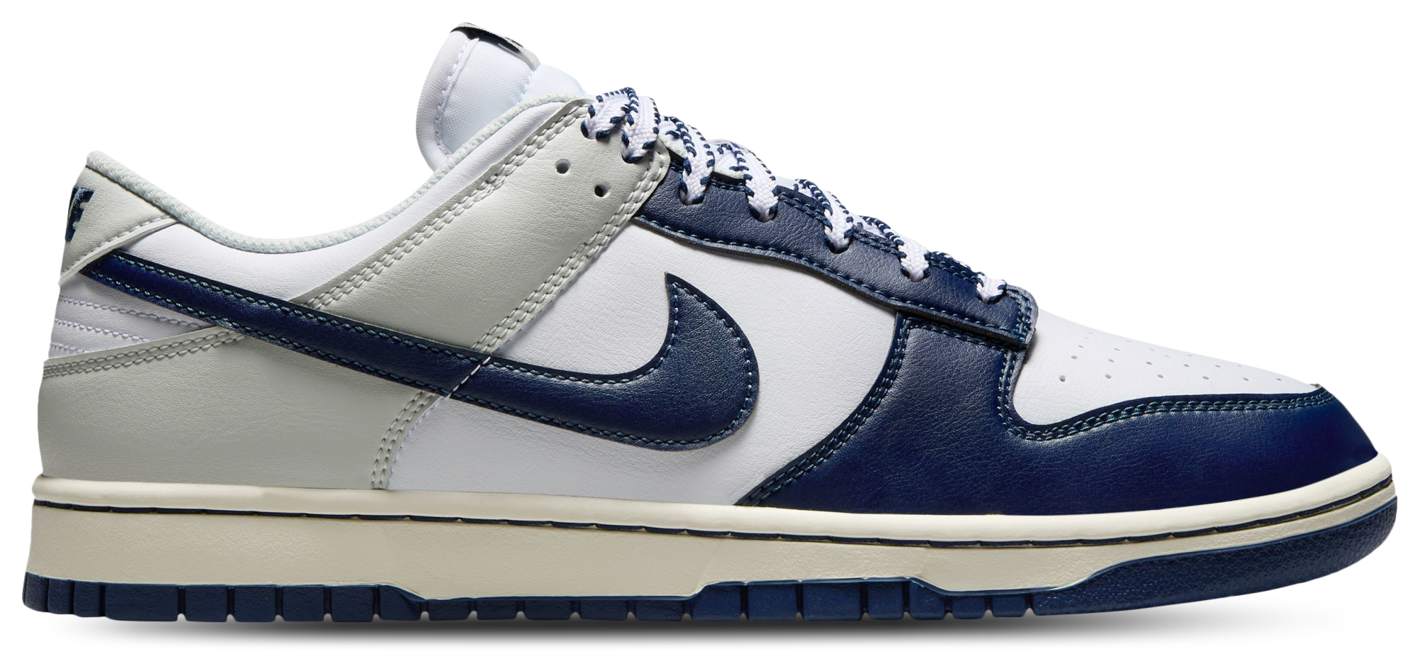 Nike Dunk Low Retro NA72