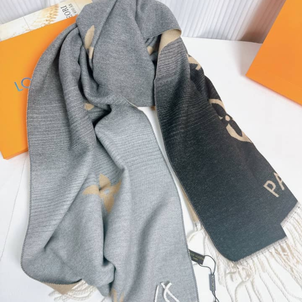 Louis Vuitton Gradient Shawl 190Cm