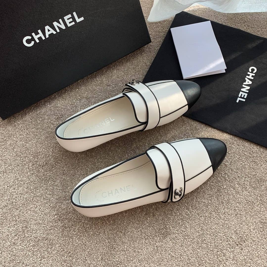 Chanel Leather Cc Cap Toe Slip On Loafers White