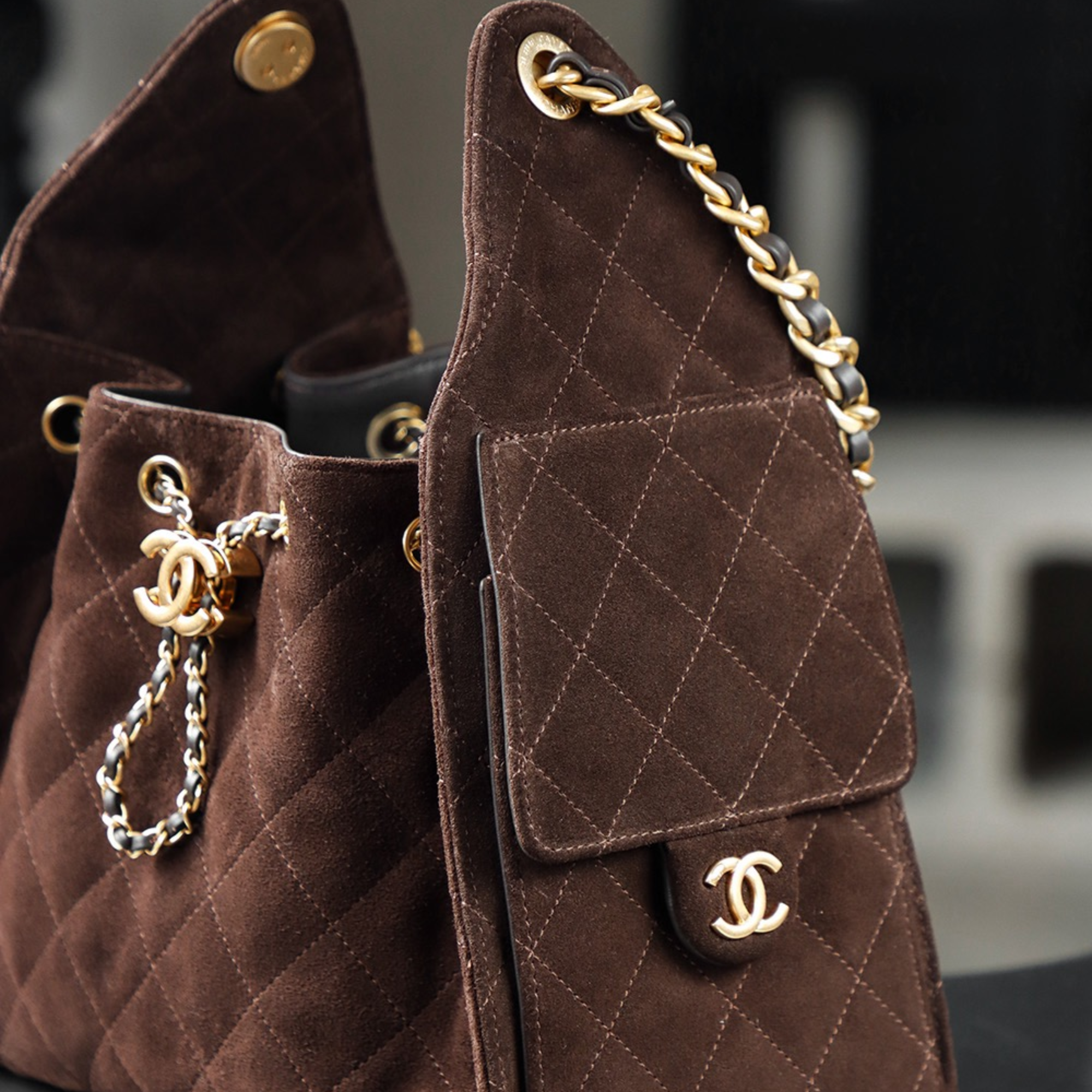 Chanel Dark Brown Suede 22cm/8.7in