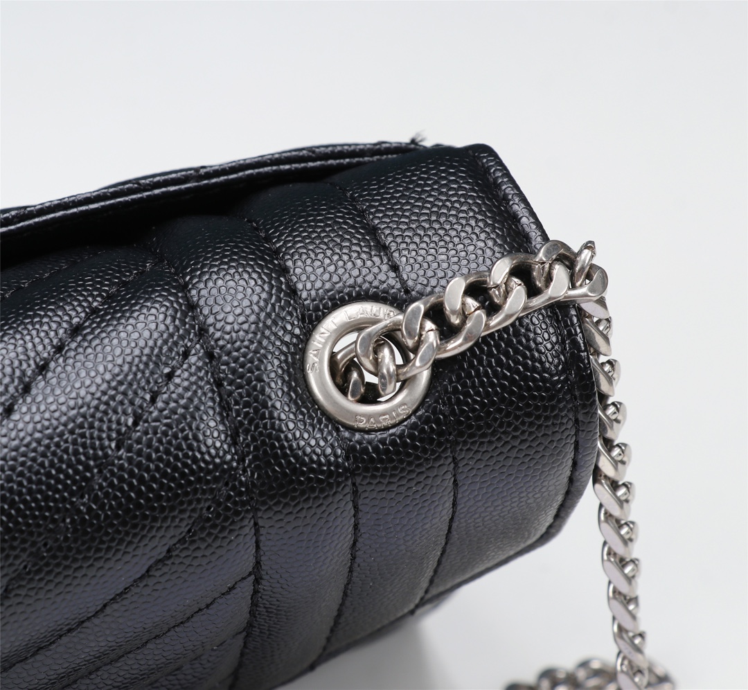 Saint Laurent Envelope Small In Quilted Grain De Poudre Embossed Leather Black Silver 21cm 600195BOW921000