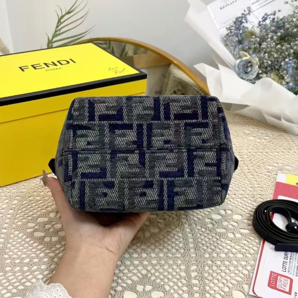 Fendi Roll Mini Ff Chenille Bag Dark Blue 16Cm 8Bs096Asu1F1Pqk