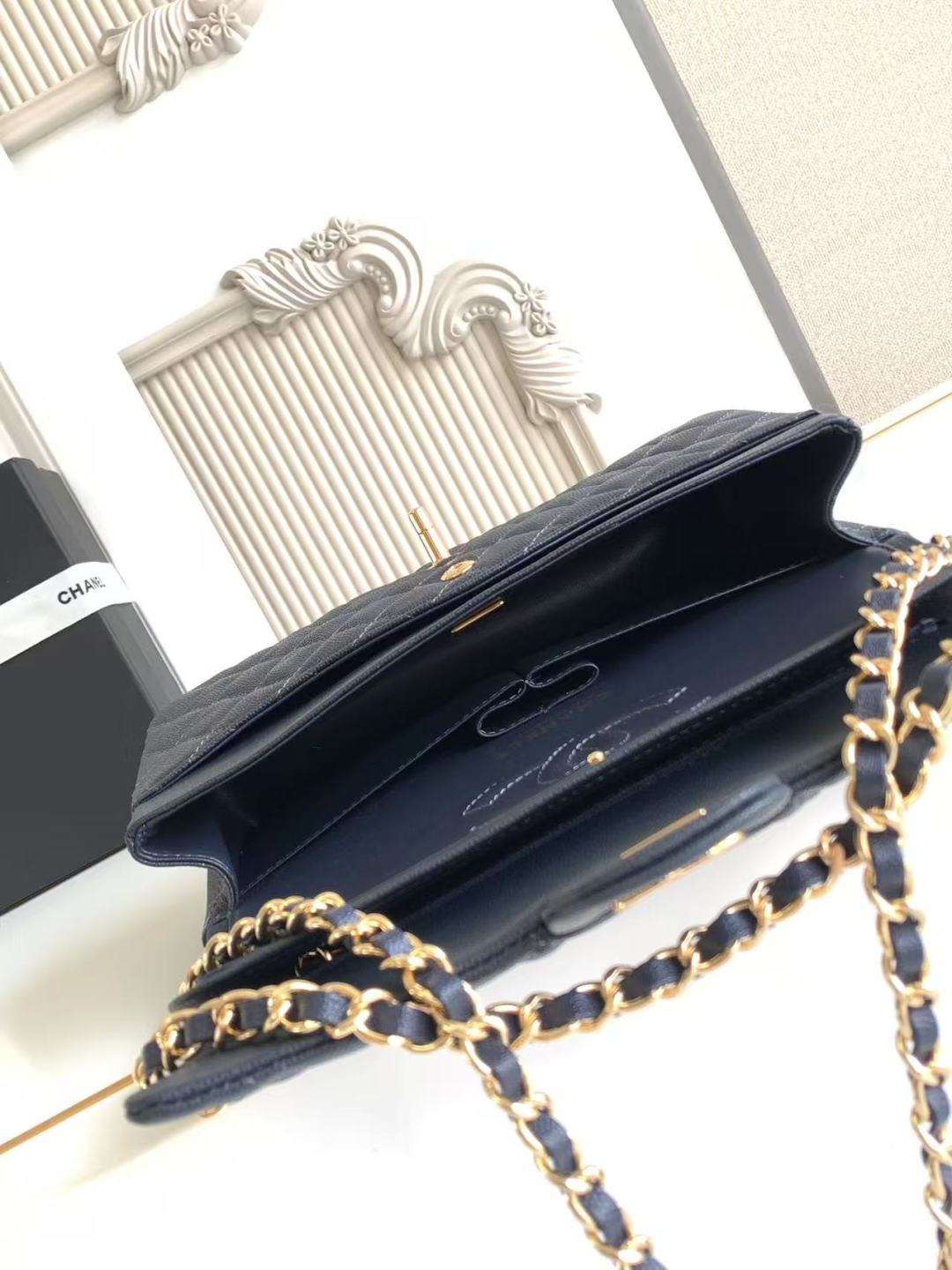 Chanel Classic Flap Bag 25 cm Navy Blue Gold-Tone Hardware A01112