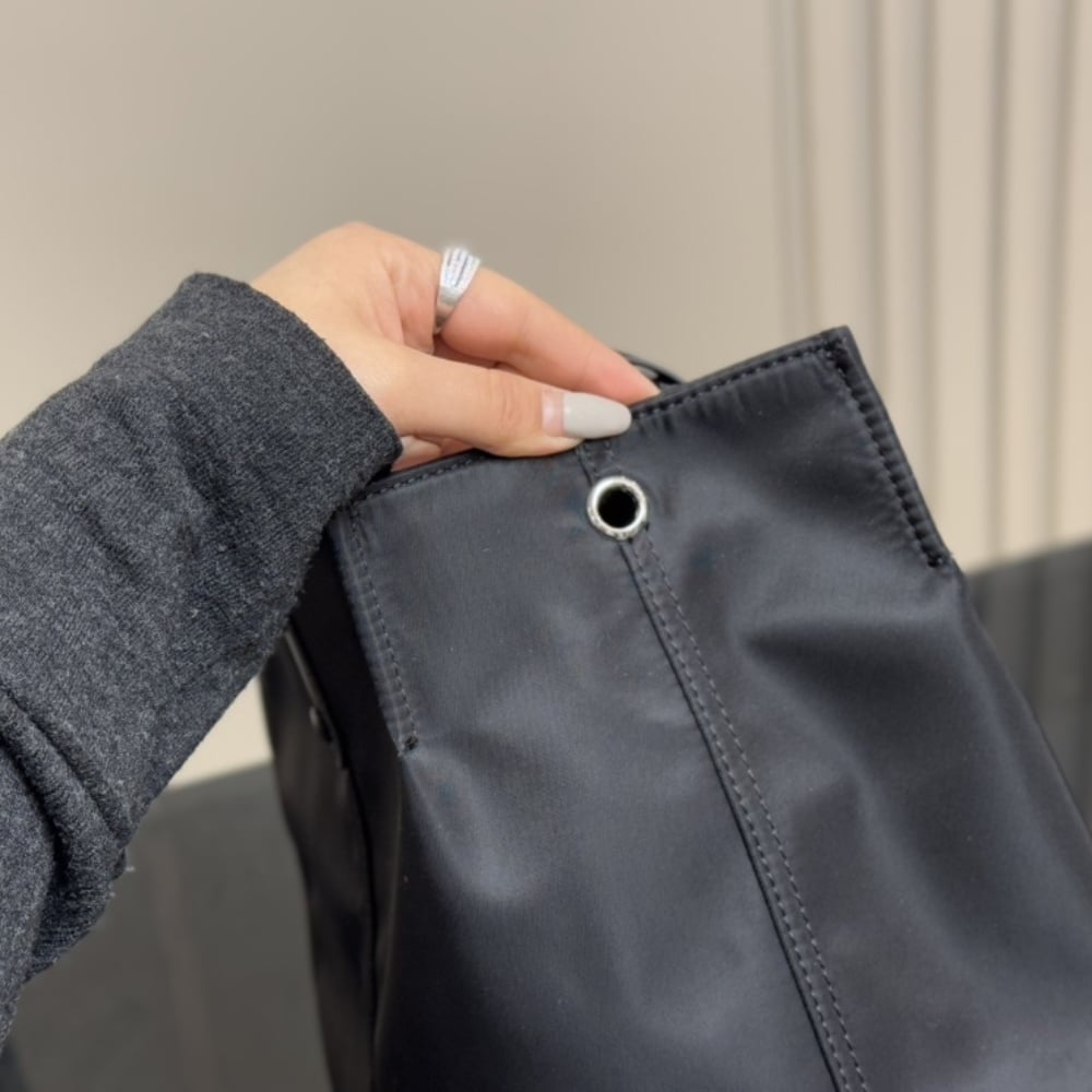 Prada Etiquette Tote Bag Black 38Cm