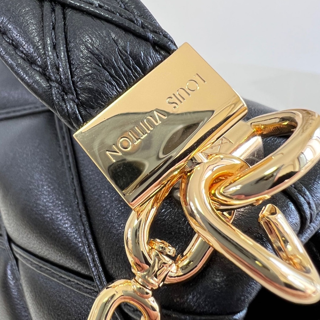 LOUIS VUITTON GO 14 MM BAG BLACK 23CM M22891