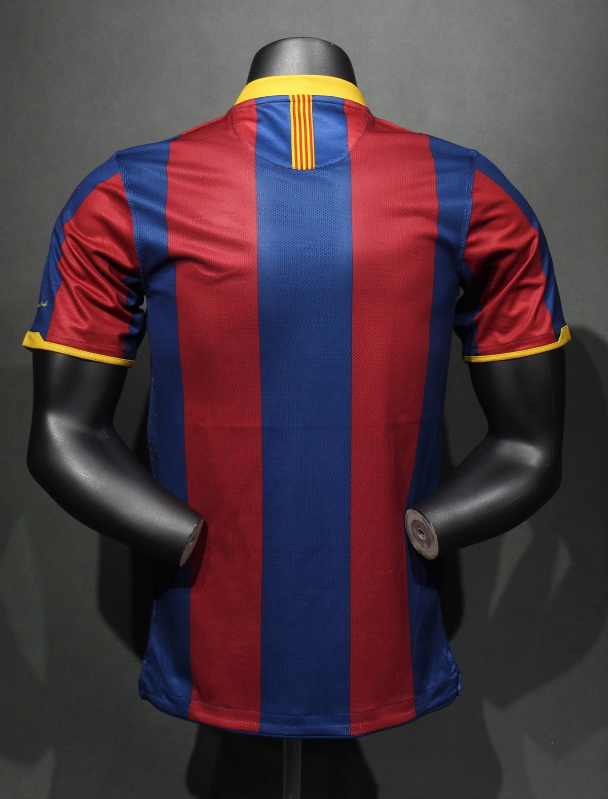 Retro Player 2010-11 Barcelona Home Football jersey retro