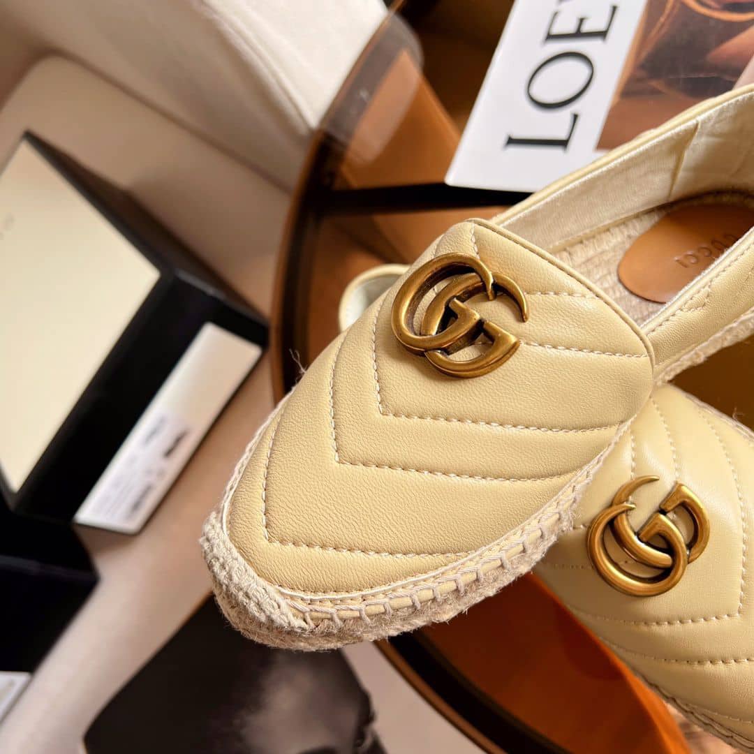 Gucci Leather Espadrille With Double G Beige