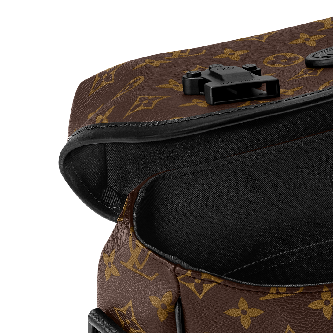 Louis Vuitton Lv Trail Messenger M46972