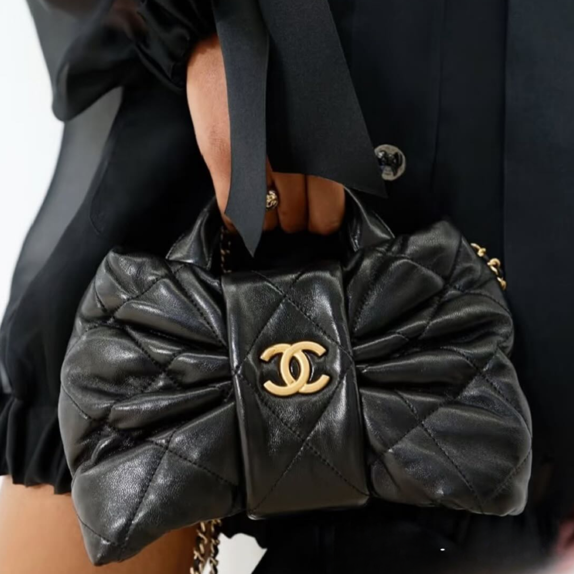 Chanel Bow Chain Shoulder Bag Black 26cm/10.2in