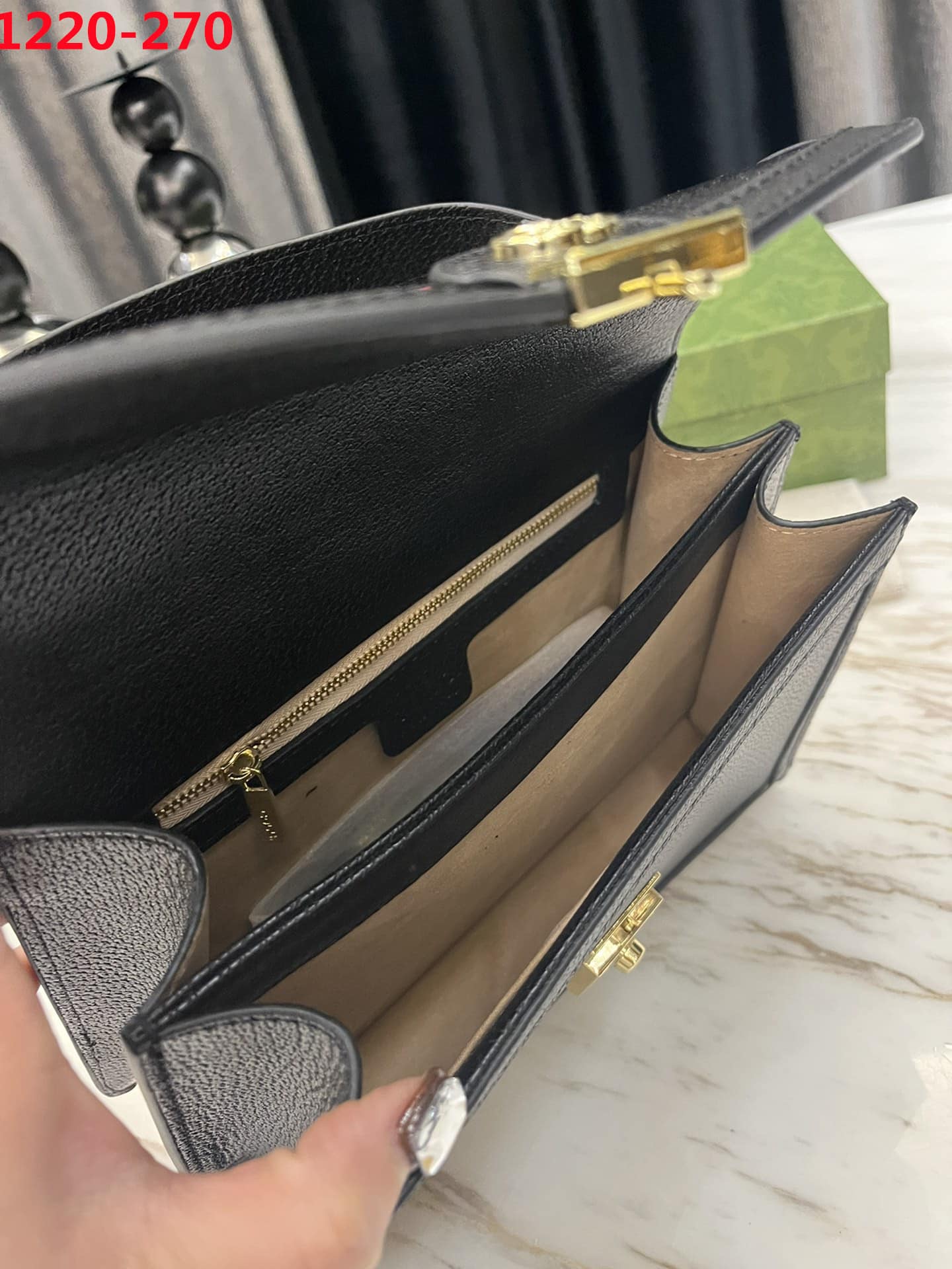 Gucci Gg Matelassé Small Top Handle Bag Black 24Cm