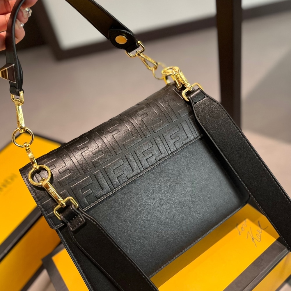 Fendi Logo Embossed Kan I Black 24Cm