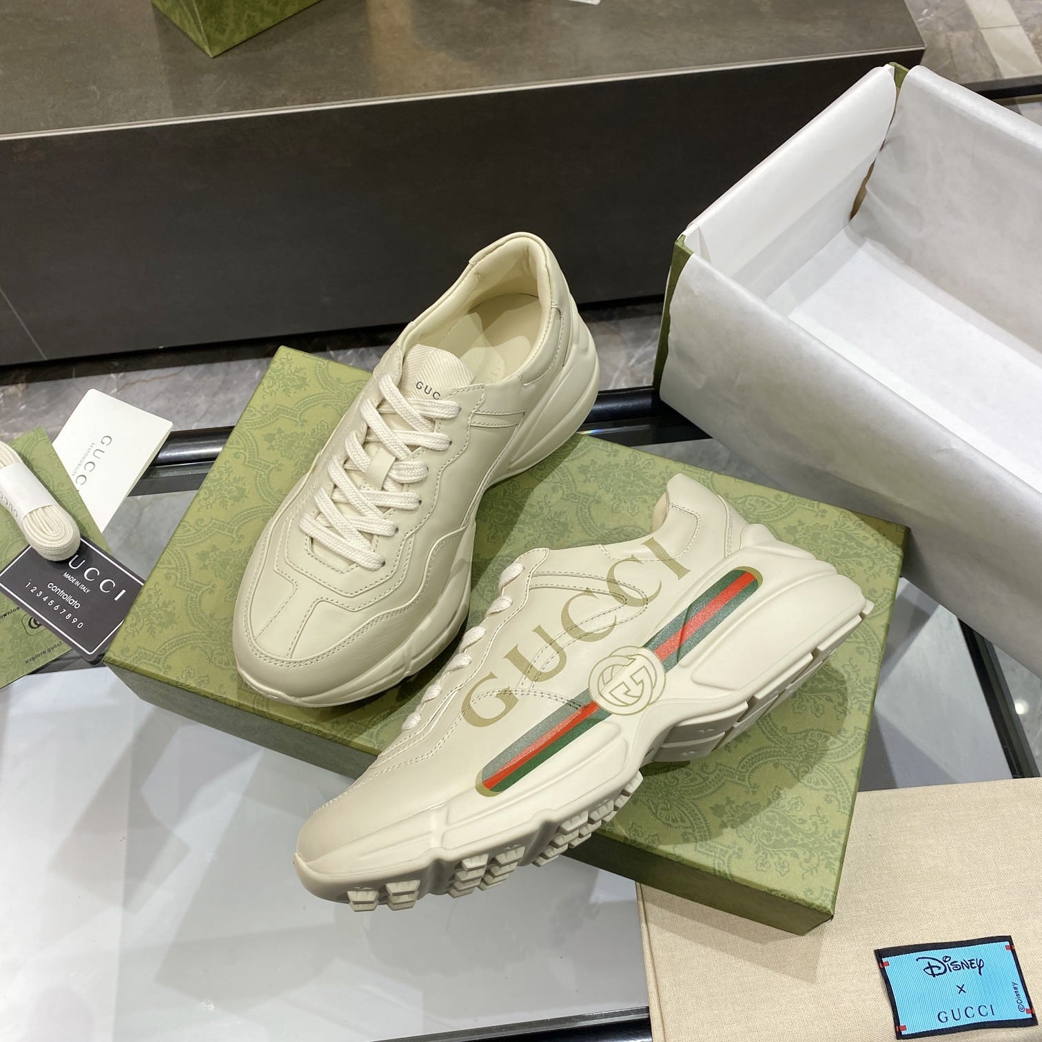 Gucci Women’S Rhyton Gucci Logo Leather Sneaker 528892 Drw00 9522