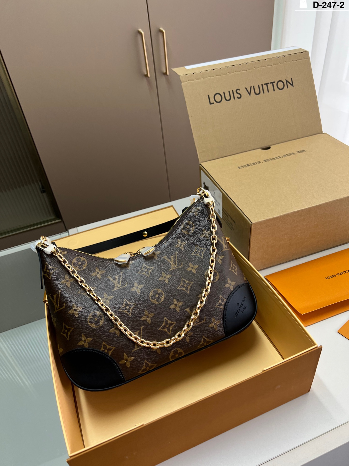 LV Boulogne PM 牛角包