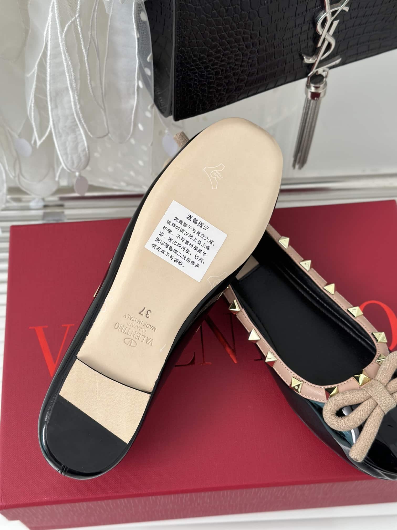 Valentino Garavani Rockstud Patent Leather Ballerina Black 3W2S0Hq5Vnw N71