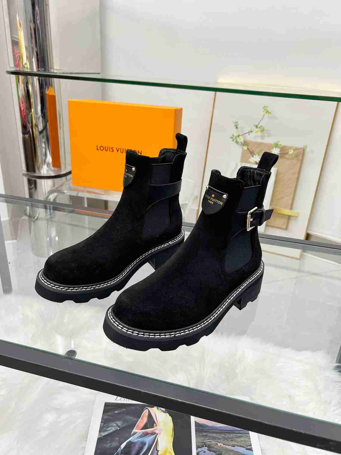 Louis Vuitton Lv Beaubourg Ankle Boot Suede In Black 1Ackcj