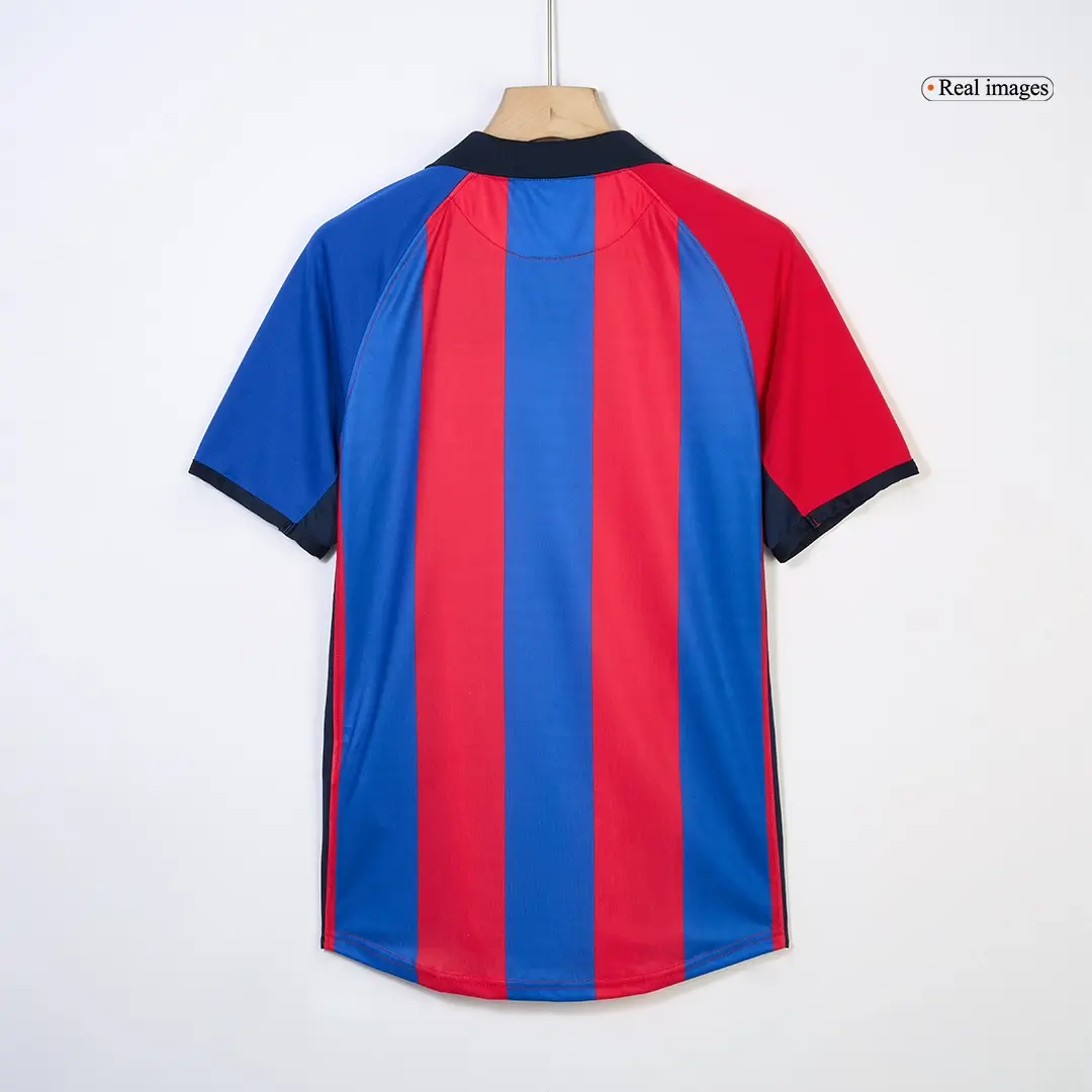 XAVI #6 Retro Barcelona 2001/02 Home Soccer Jersey