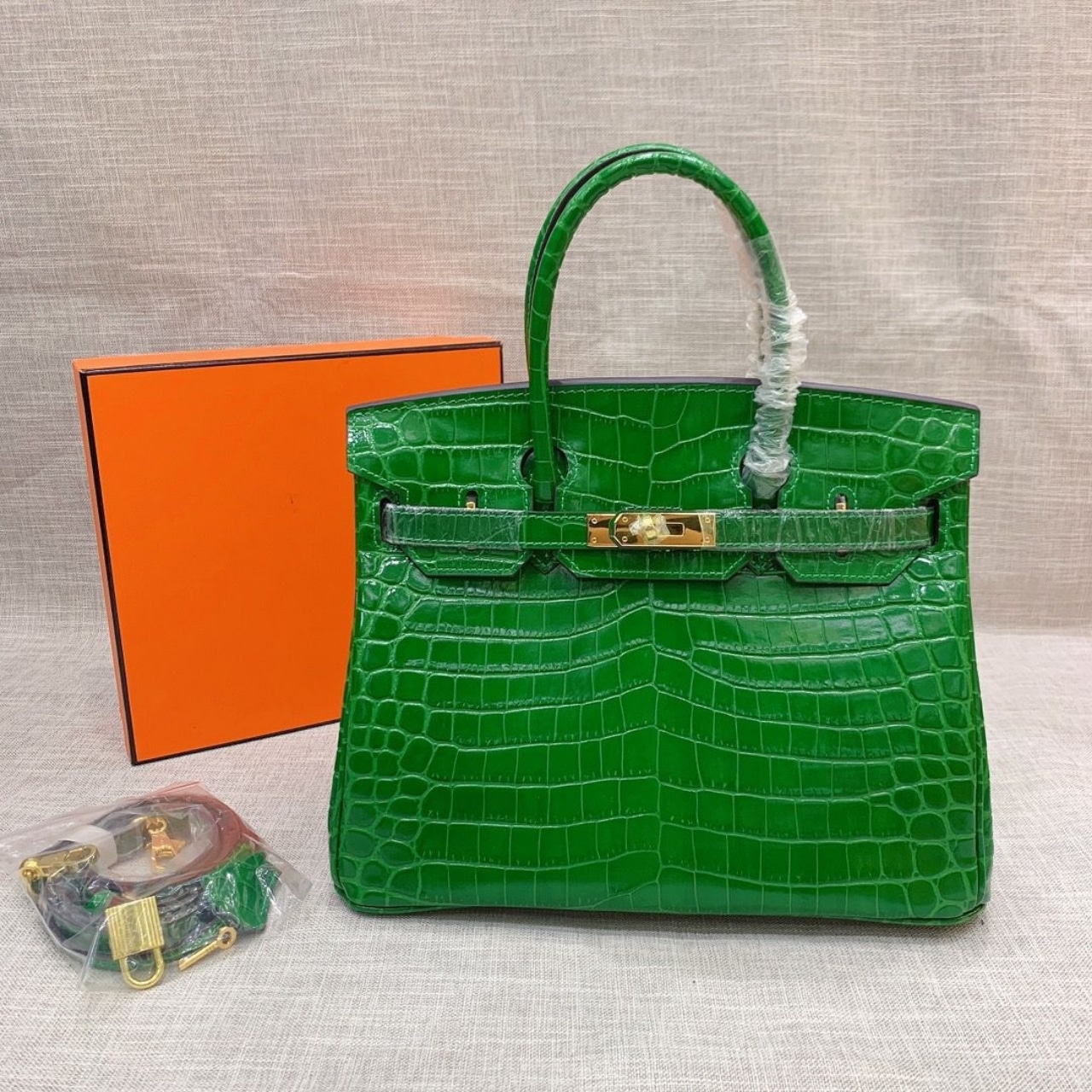 Hermes Birkin 30 Crocodile Gold-Toned Hardware Dark Green