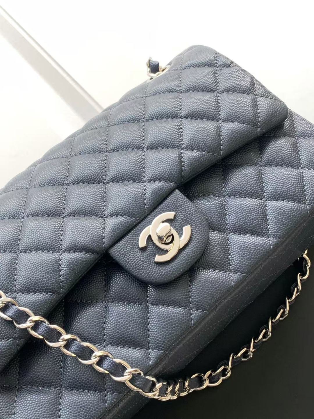 Chanel Classic Flap Bag 25 cm Navy Blue Silver-Tone Hardware A01112