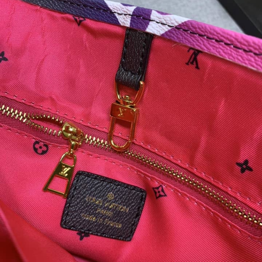 Louis Vuitton Onthego PM Midnight Fuchsia 25Cm