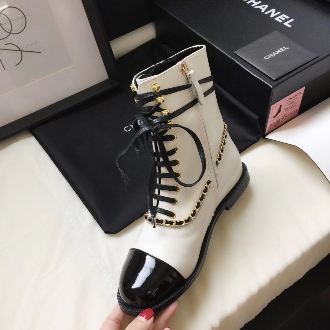 Chanel Botas Para Mujer White And Black