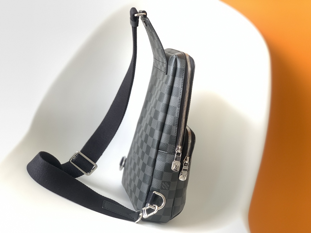 Louis Vuitton Avenue Slingbag Damier Infini Onyx Silver 31Cm N40097 Bag For Men