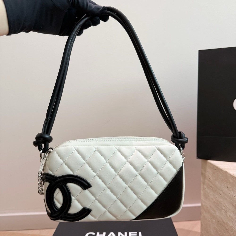 Chanel Cambon Pochette Quilted Leather White And Black 22Cm