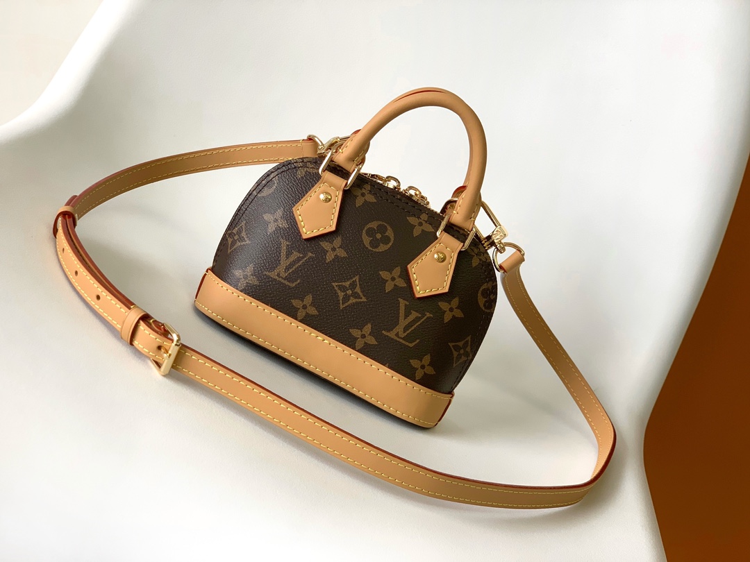 Nano Alma Monogram Canvas – Chain Wallet – M82717