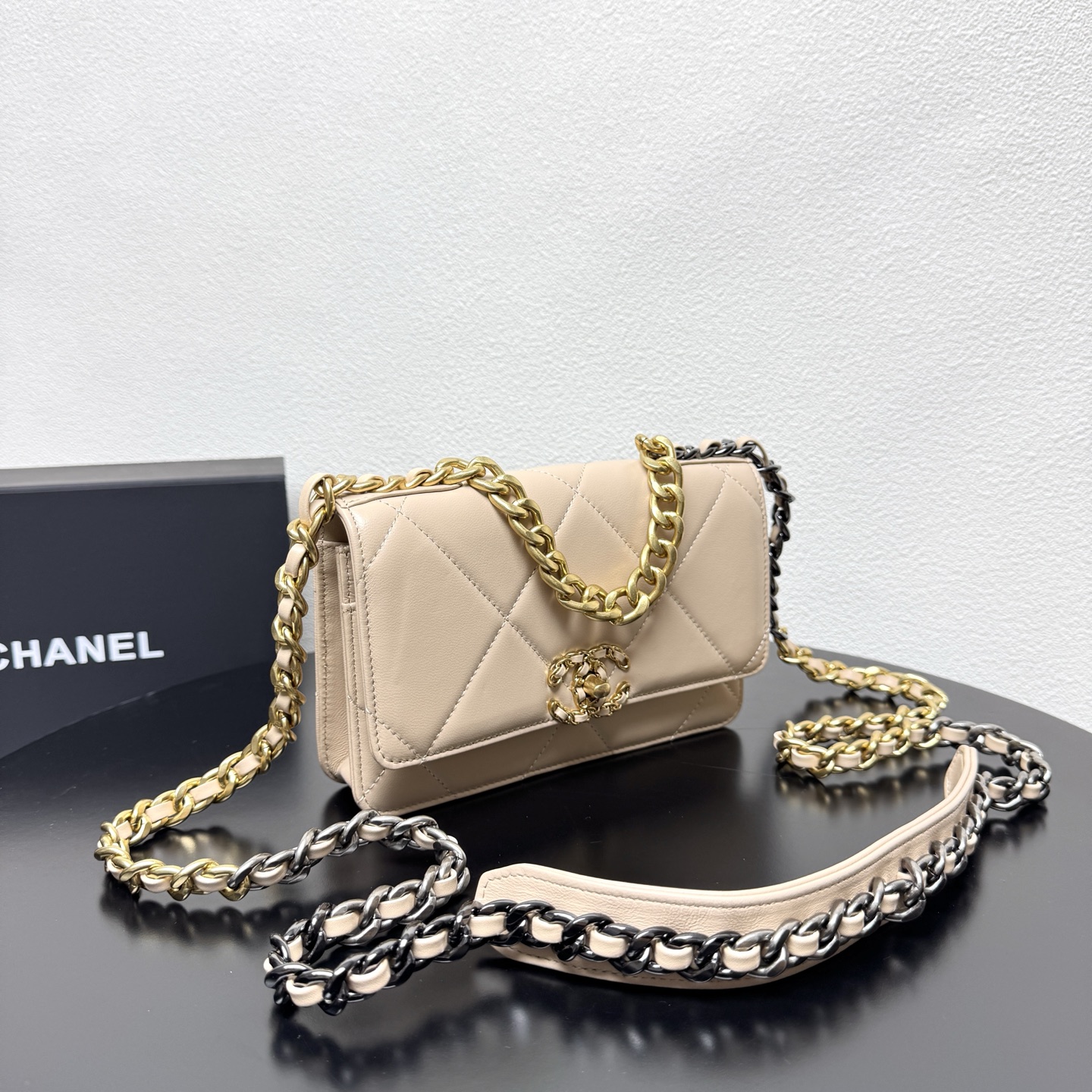 19 WOC Quilted Lambskin Shoulder Bag in Beige (Tri-Tone Hardware)