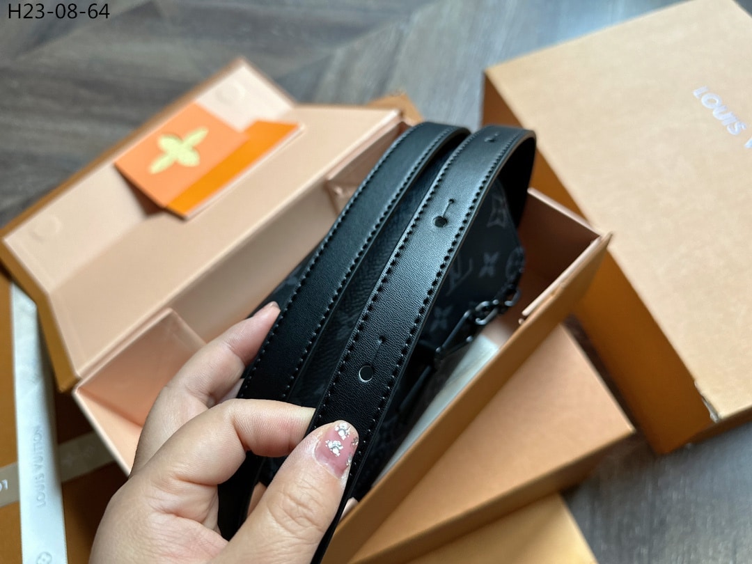 Louis Vuitton Steamer Wearable Wallet Black 18Cm M81783