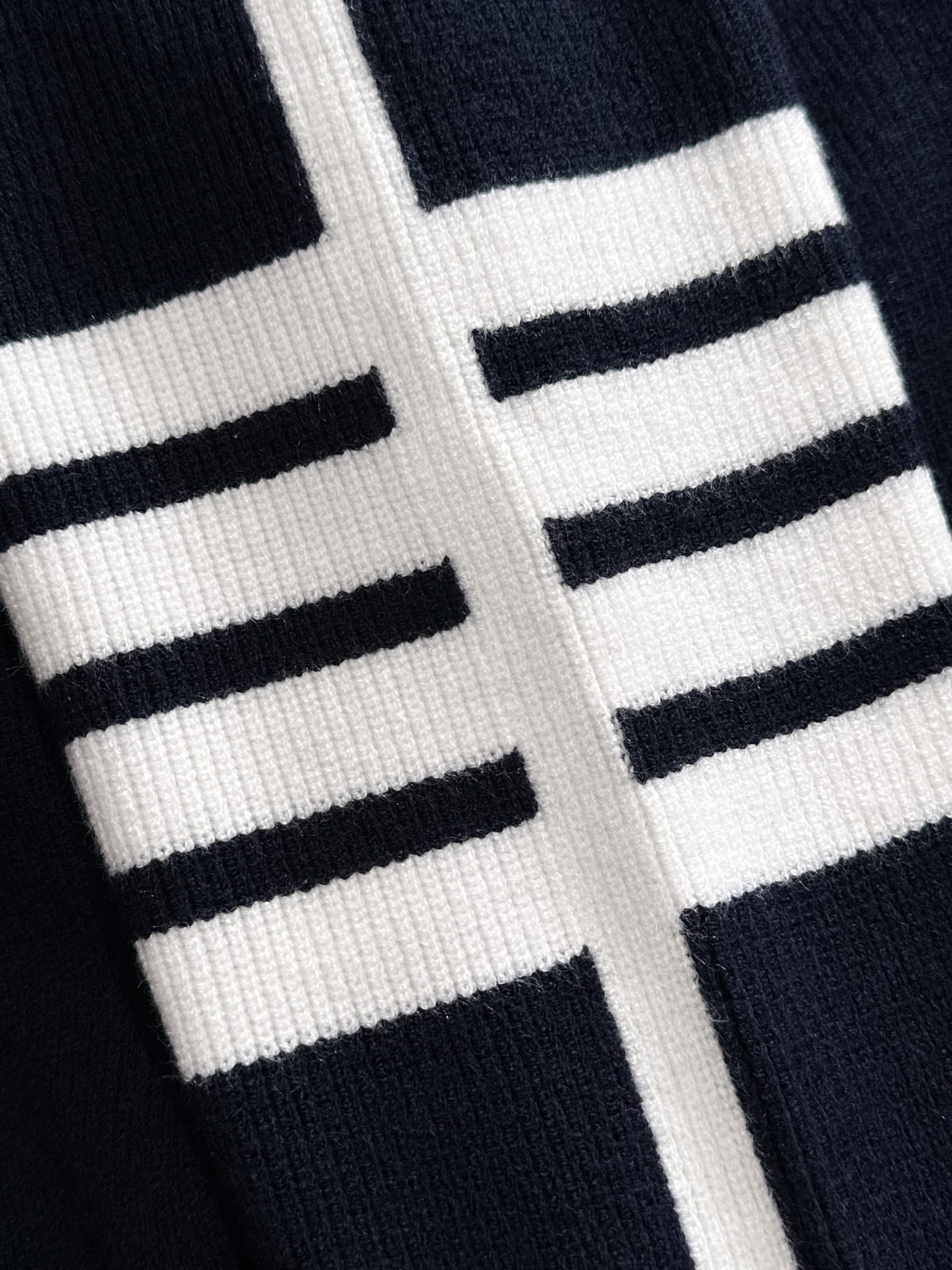 TB Autumn/Winter -sweater set-Navy