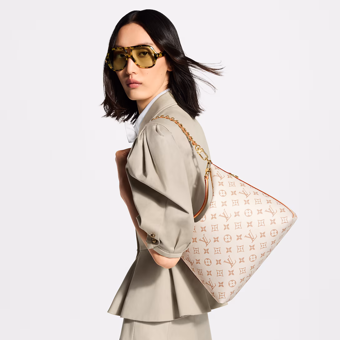 Louis Vuitton M2A078 Multipass Monogram 11.8 x 10.2 x 3.9 inches