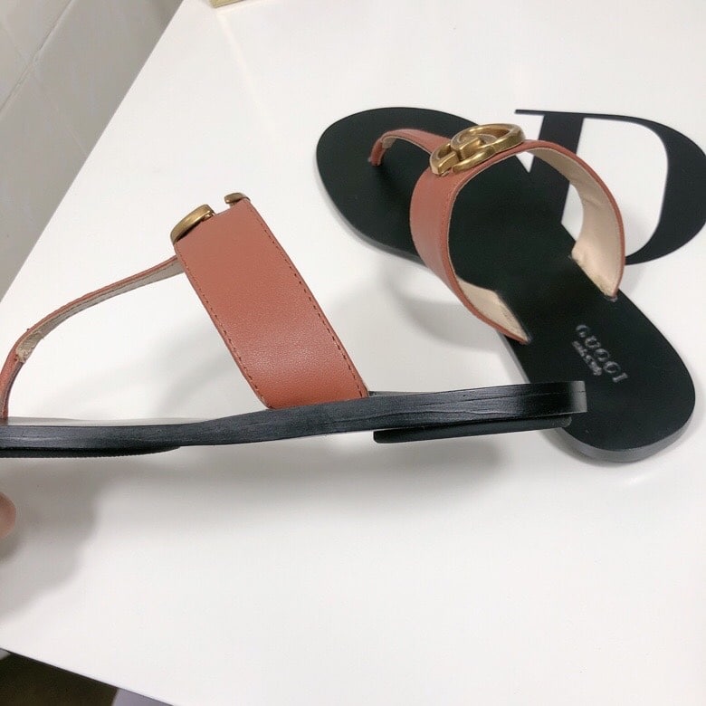 Gucci Double G Thong Leather