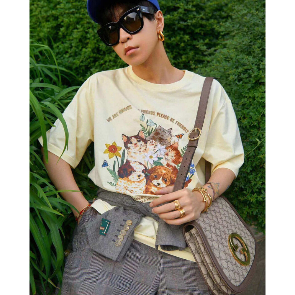 Gucci Blondie Medium Shoulder Bag With Round Interlocking G