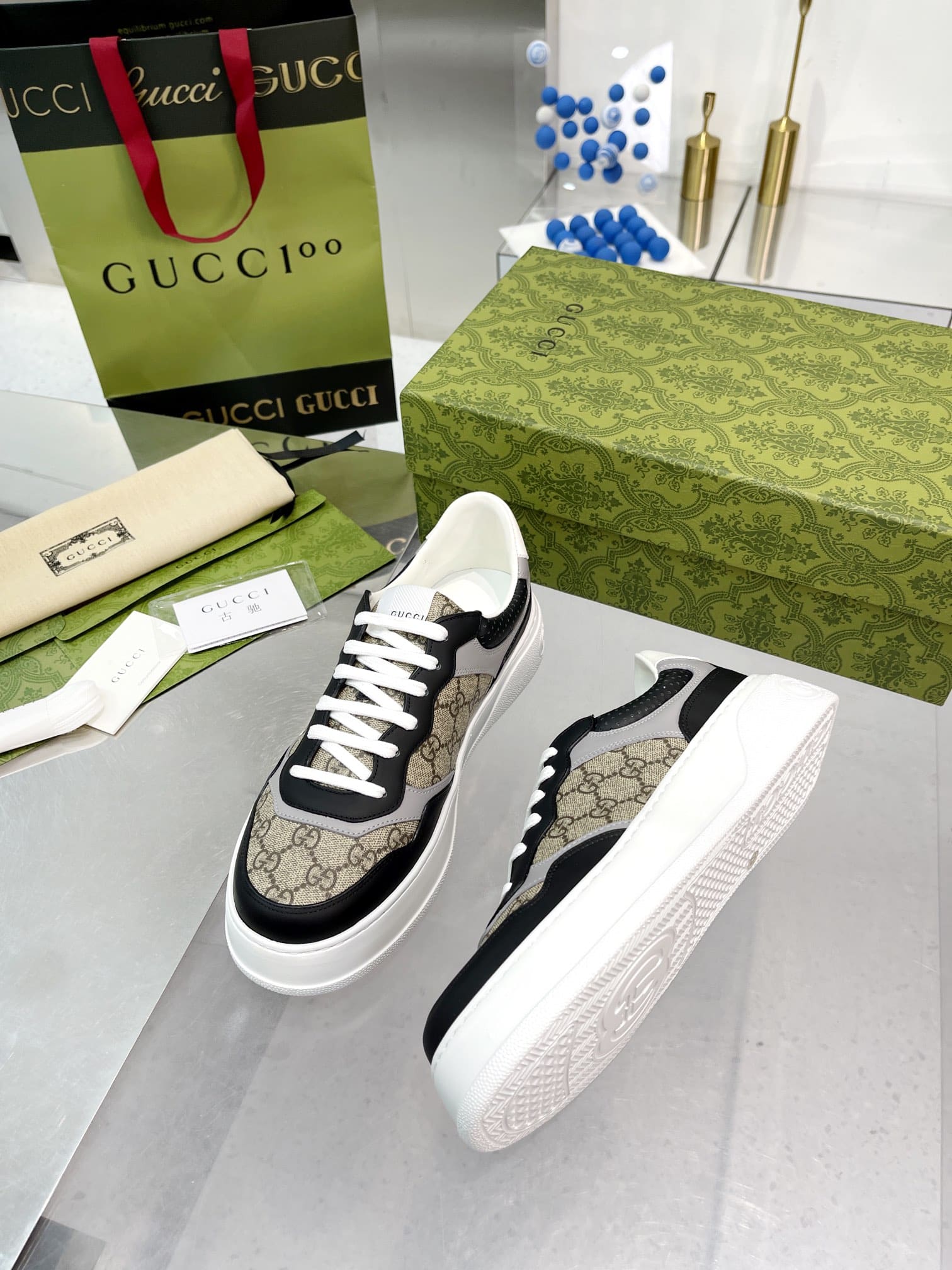 Gucci Men’S Gg Trainer Supreme Canvas Beige 669582 Upga0 1080